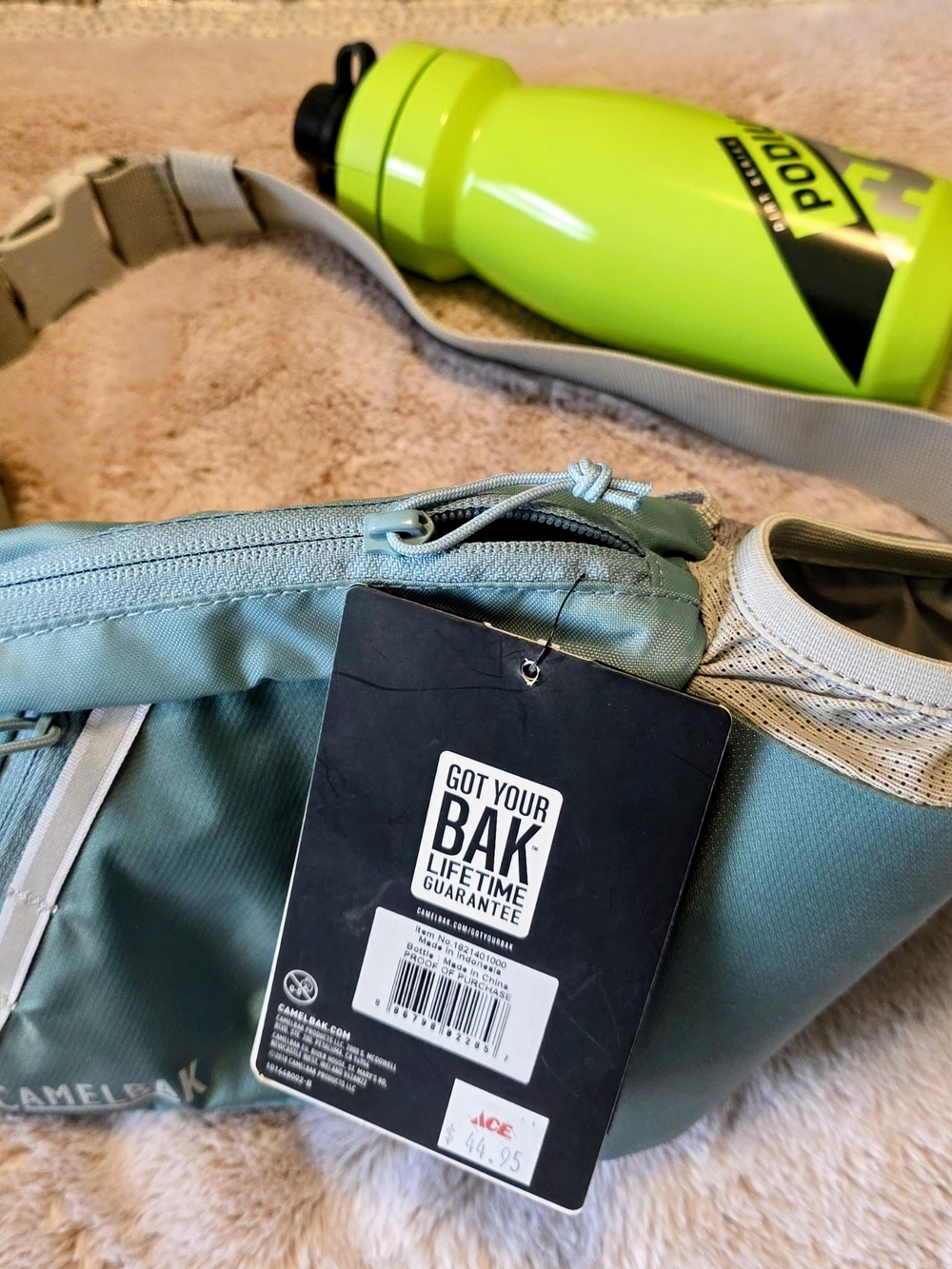 CamelBak Sage Green Men’s Waist Pack with Lime Bottle - Picture 2 of 5